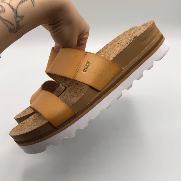 Reef Tan Platform Cushion Vista Sandals Activewear Comfort Women’s Size 9 - Picture 5 of 8